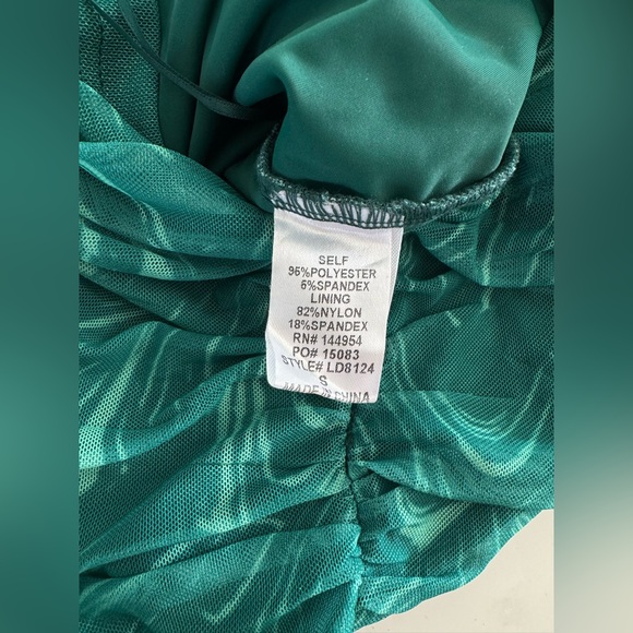 Vici | Keep Groovin' Along Sheer Sleeve Mesh Mini Dress | Sz S - Picture 6 of 8